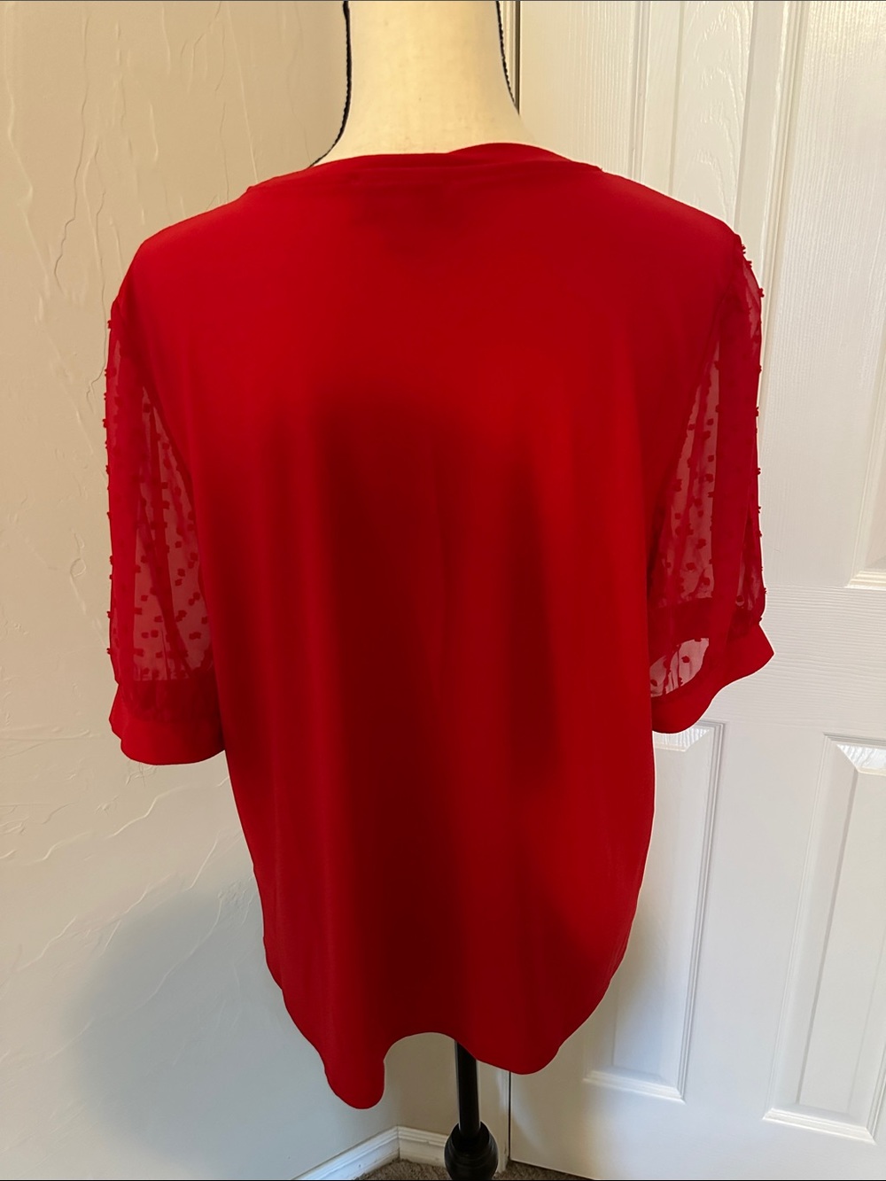 CeCe Red Short Sleeve Top with Sheer Dotted Sleeves so cute and ready to wear XL - Picture 4 of 5